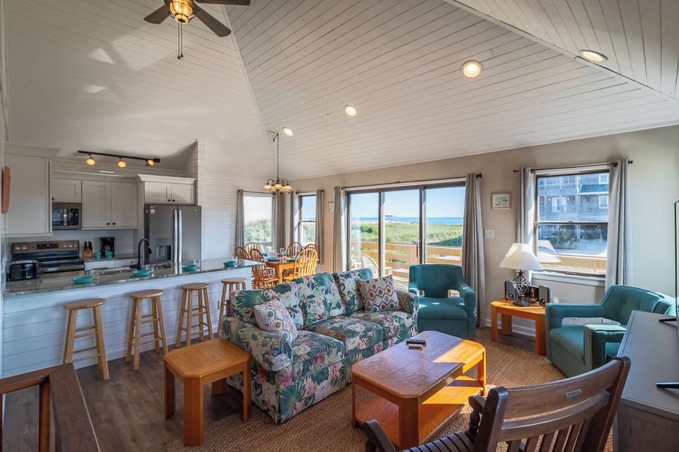 Top Level Living Area