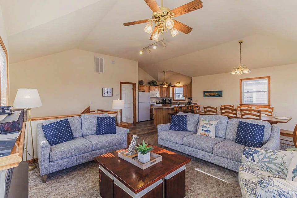 Top Level Living Area