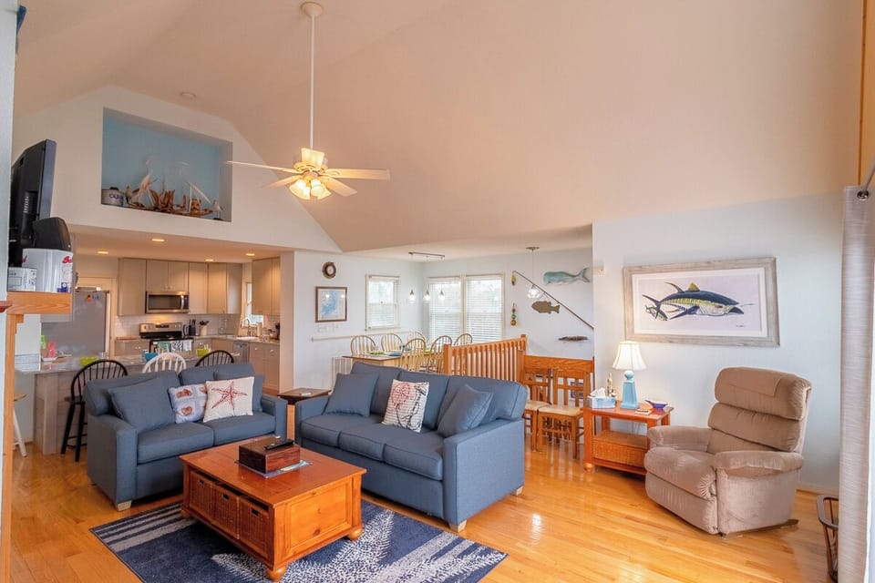Top Level Living Area
