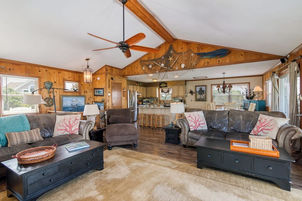 Top Level Living Area