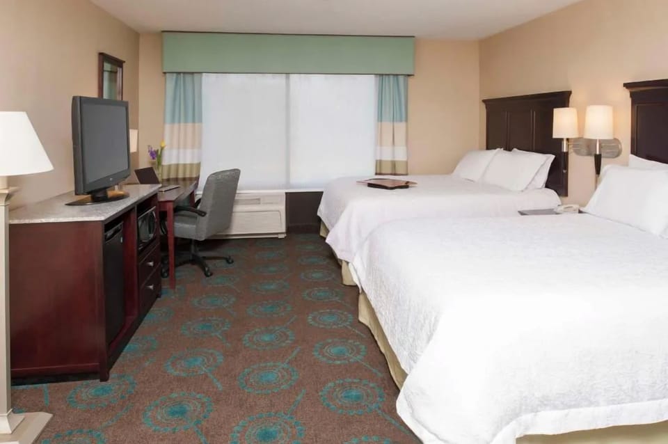 Unit with 2 Queen size beds