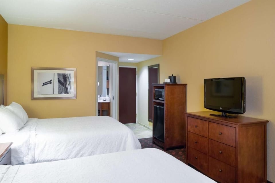 Kick back with easy TV viewing and generous storage space.