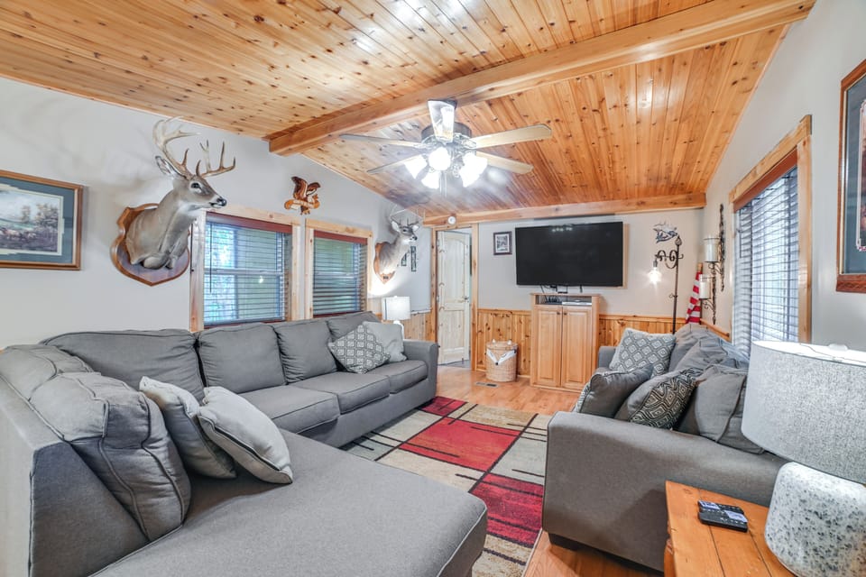 Dover Vacation Rental | 4BR | 2BA | Steps Required | 1,092 Sq Ft