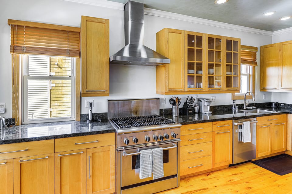 Kitchen | Cooking Basics | Complimentary Spices | Main Floor