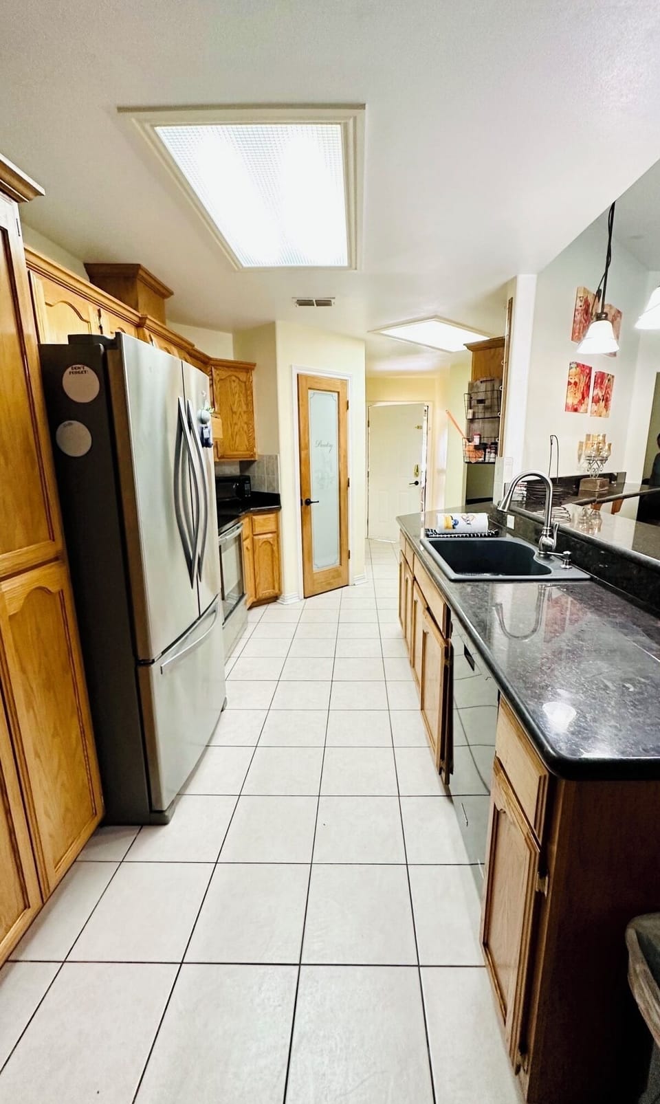 Full Kitchen with Dishwasher