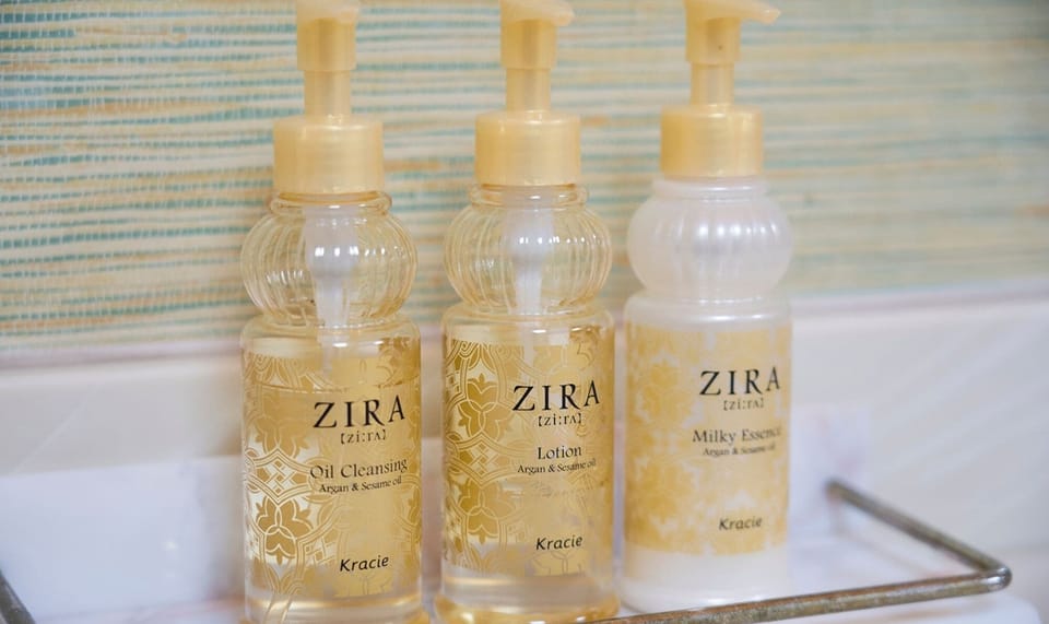 Bathroom amenities