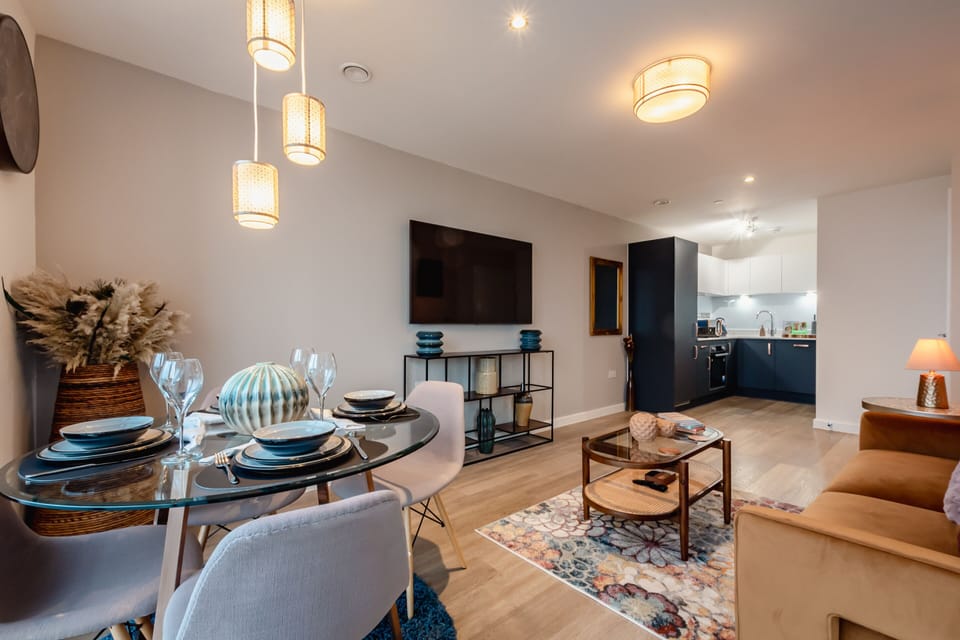 Living Room / Lounge