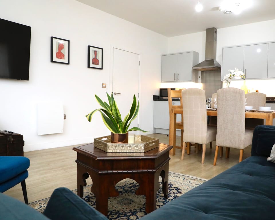 Living Room / Lounge