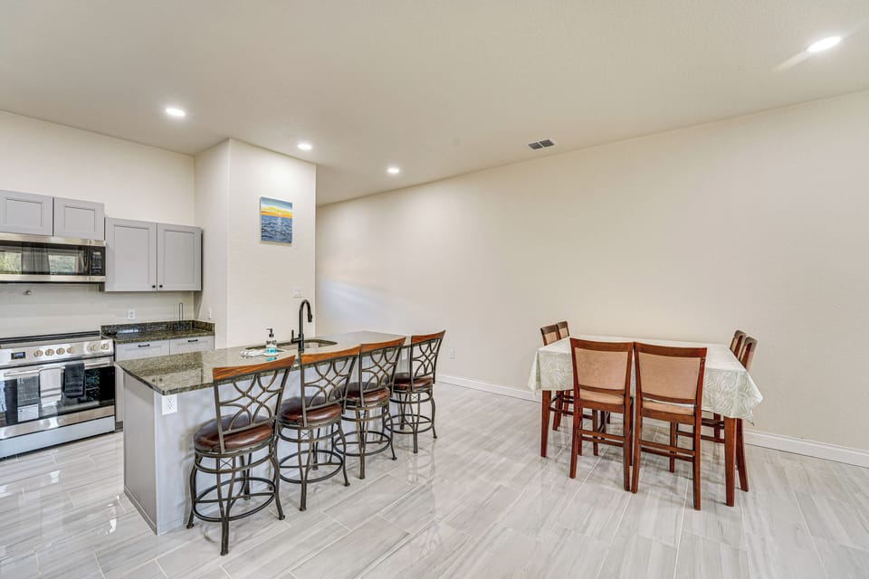 Kitchen | Keurig Coffee Maker | Dishwasher | Cooking Utensils | Blender