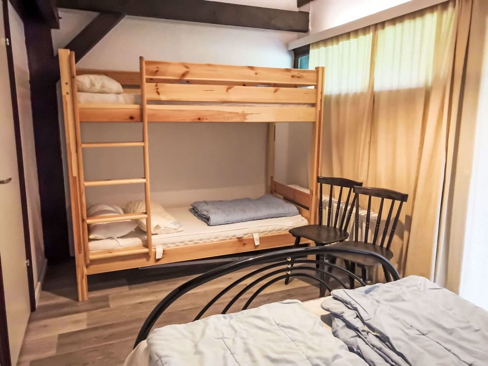 Bunk Bed, Comfort, Wood, Bed Frame, Floor, Building, Hardwood, Flooring, Dormitory, House