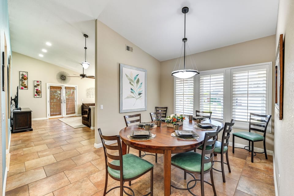 Dining Room | Dishware & Flatware Provided