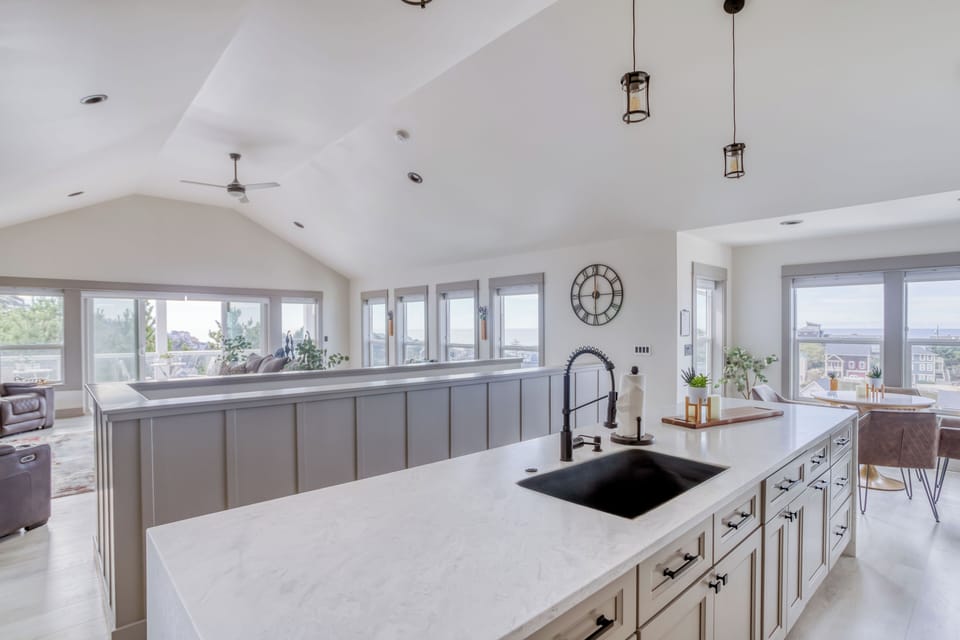 Kitchen with Island
