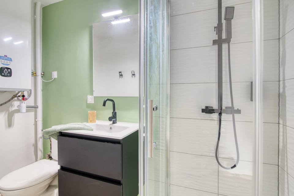 salle de bain et toilette