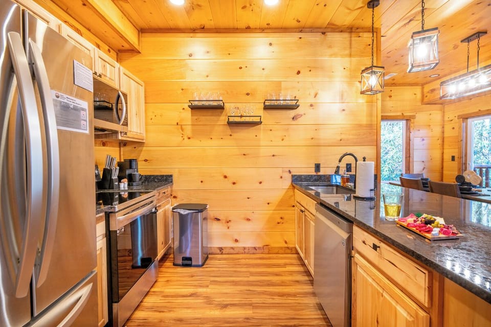 Three Little Bears' fully-equipped kitchen