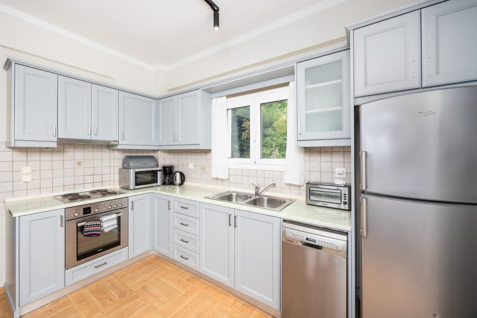 Equipped kitchen