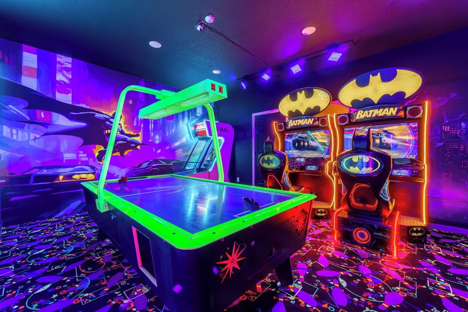 Welcome to our custom Windsor gamehouse just minutes from Disney!