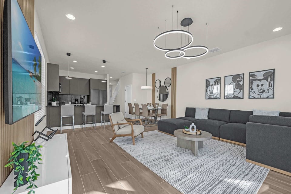 Spacious Group Friendly Layout