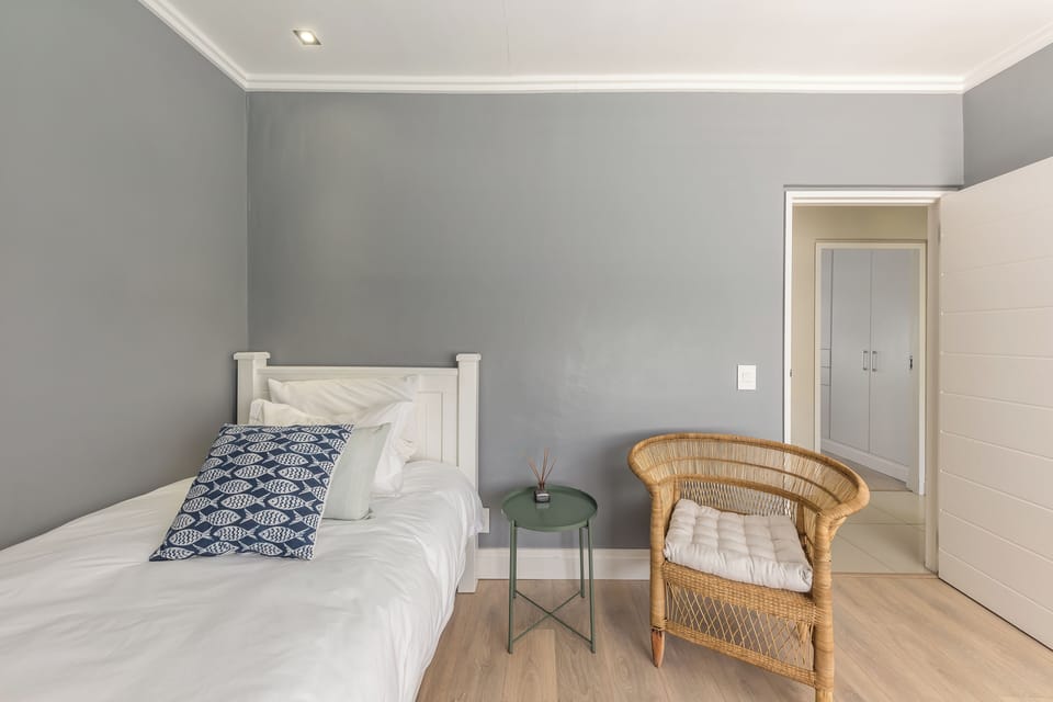 Ideal for keeping kids occupied while the adults are in the front of the house.