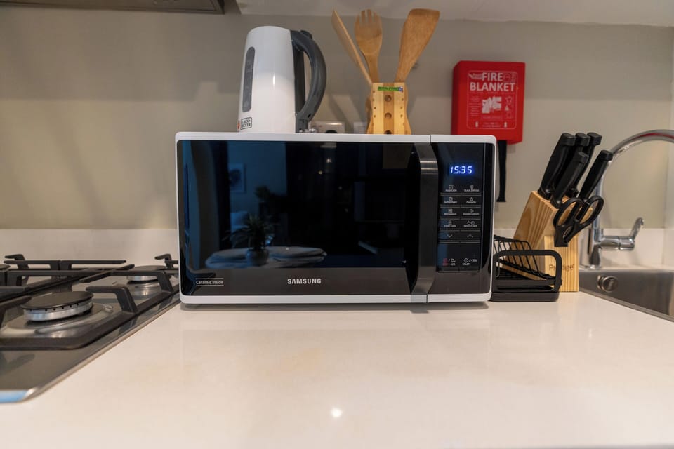 Microwave