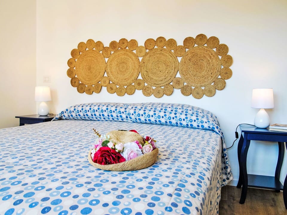 Furniture, Decoration, Comfort, Textile, Wall Sticker, Plant, Lamp, Floor, Bed Frame, Flooring