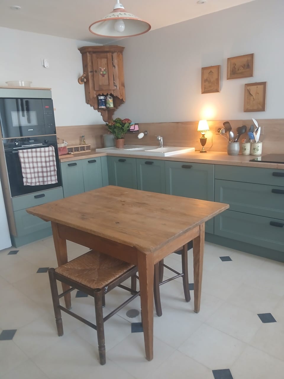 Private kitchen