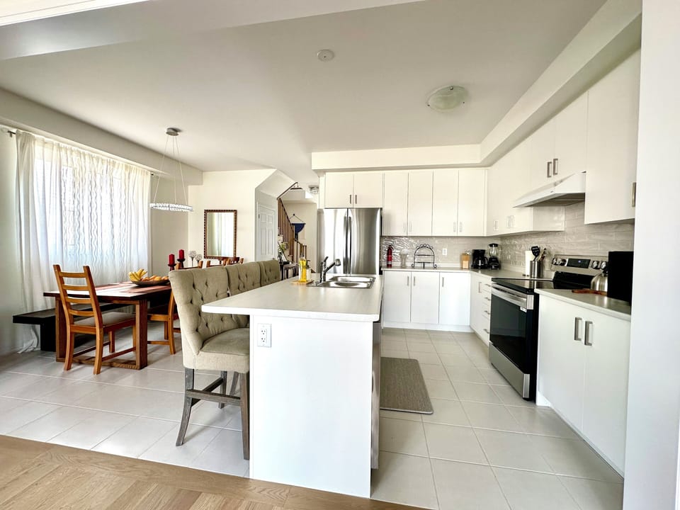 Fully equipped kitchen for you to prepare your own food & bring to dining area.