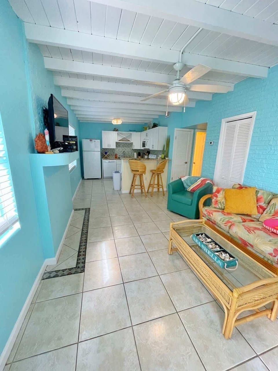 10/2022 Renovated Living Room