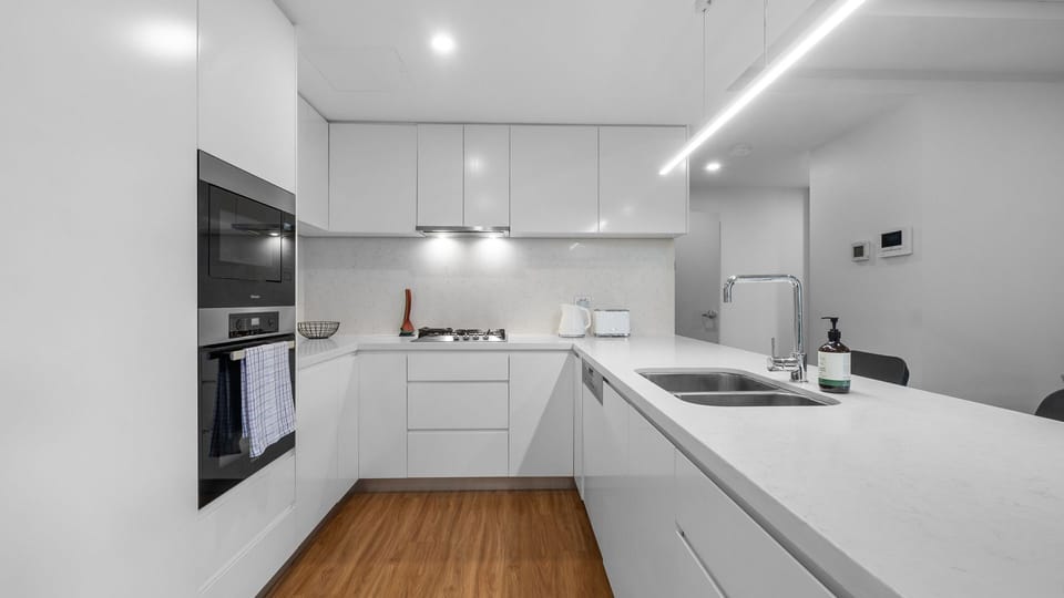 From breakfast to dinner—this kitchen’s got you covered.