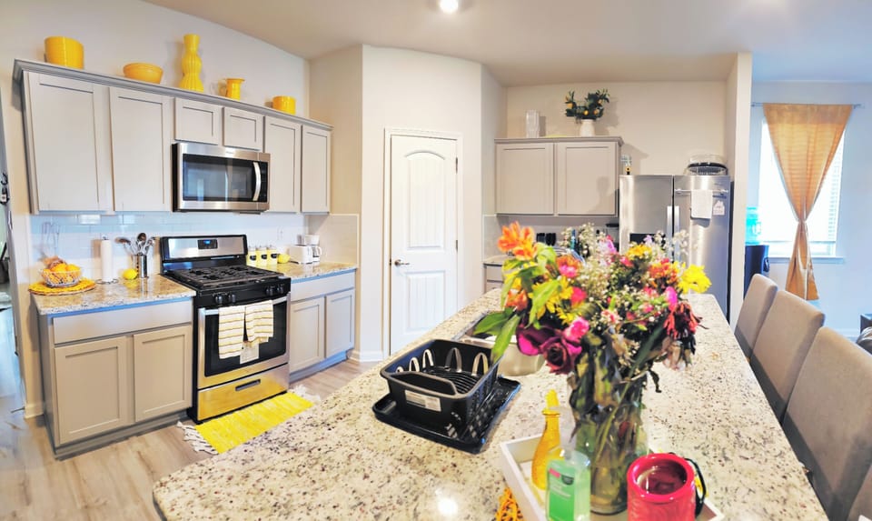 island/ kitchen