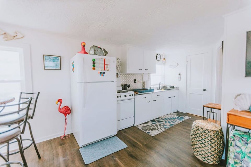 NH337A: Coastal Dunes 1 | Kitchen