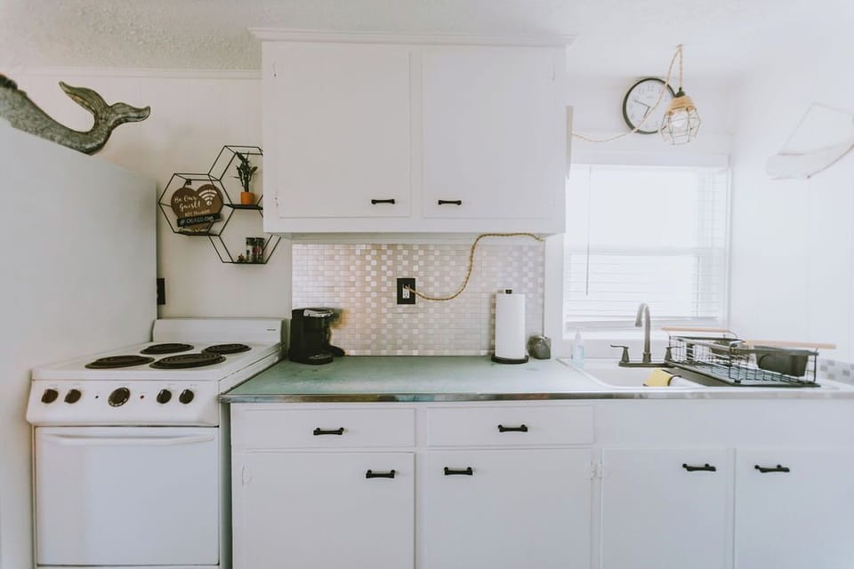 NH337A: Coastal Dunes 1 | Kitchen
