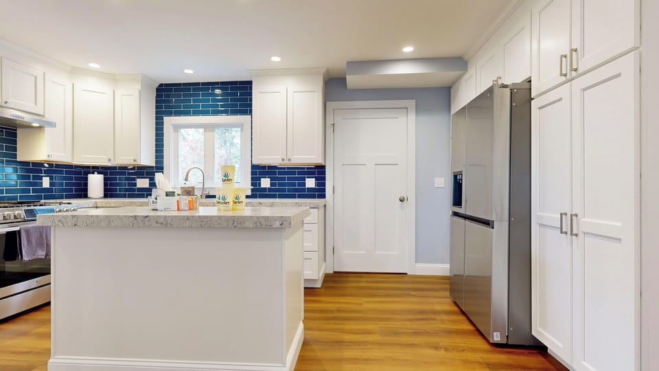Newly Renovated Kitchen