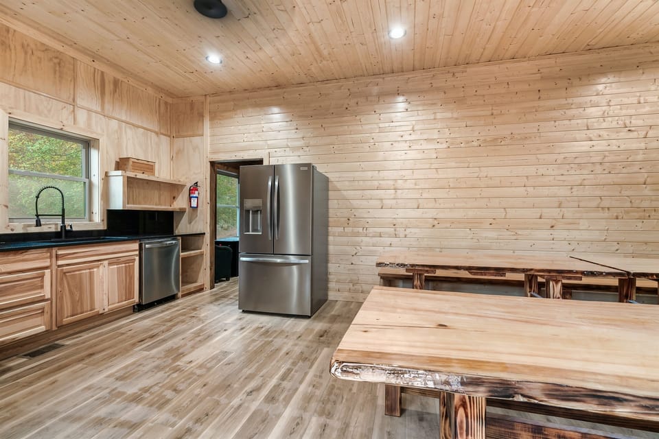 kitchen clubhouse