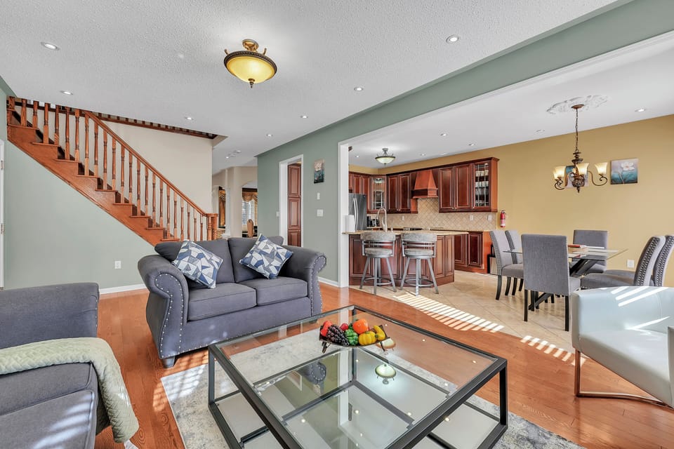 Open concept Family room connected with kitchen and Dining area 2
