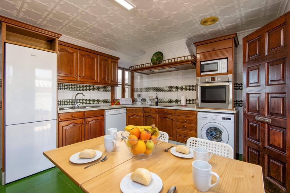 Villa Cajal Parador image