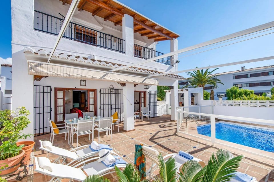 Villa Cajal Parador image