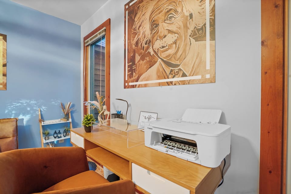 Work area (office)
