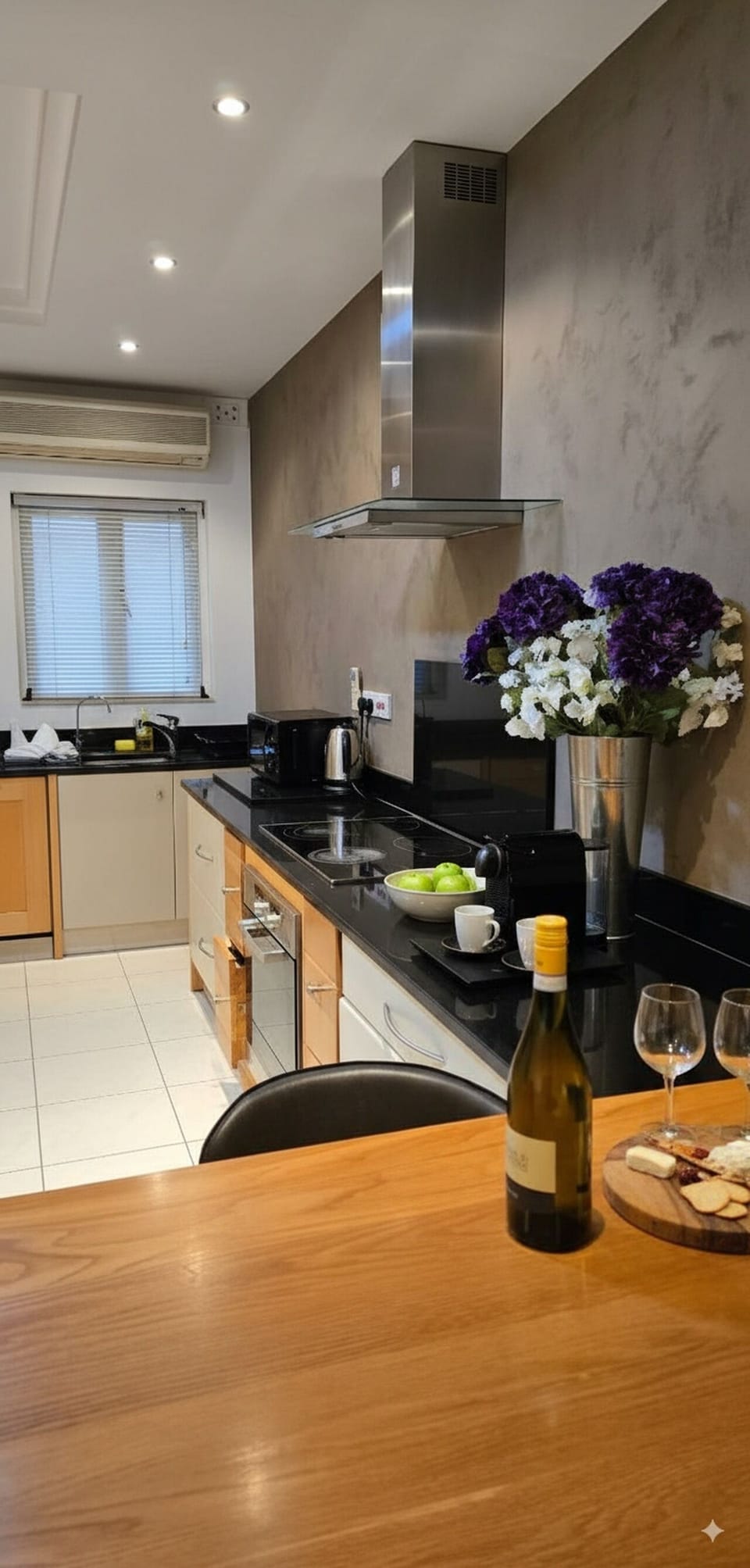 Spend a nice, cozy evening with your friends in our apartment