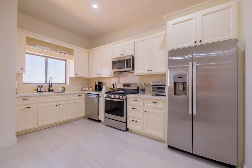 Kitchen (2)