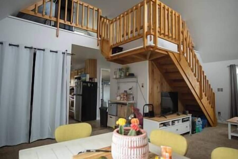 Living room/Dining room (1)