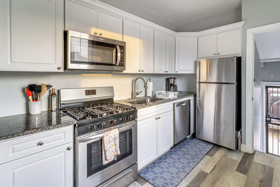 Kitchen | Main Floor | Drip Coffee Pot | Electric Kettle | Blender | Toaster