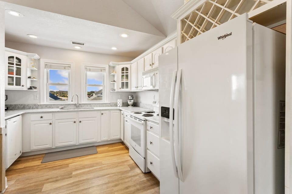 The well-equipped Kitchen and adjacent Dining Area make it easy to enjoy meals together.