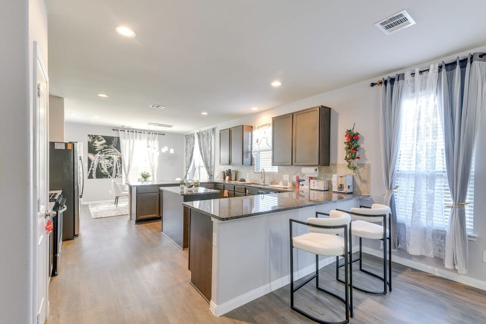 Breakfast Bar | 1st Floor