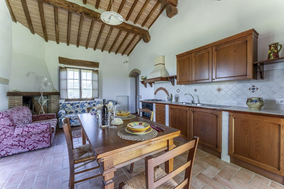Autumn, Kitchen, Living Room, Spring, Summer
