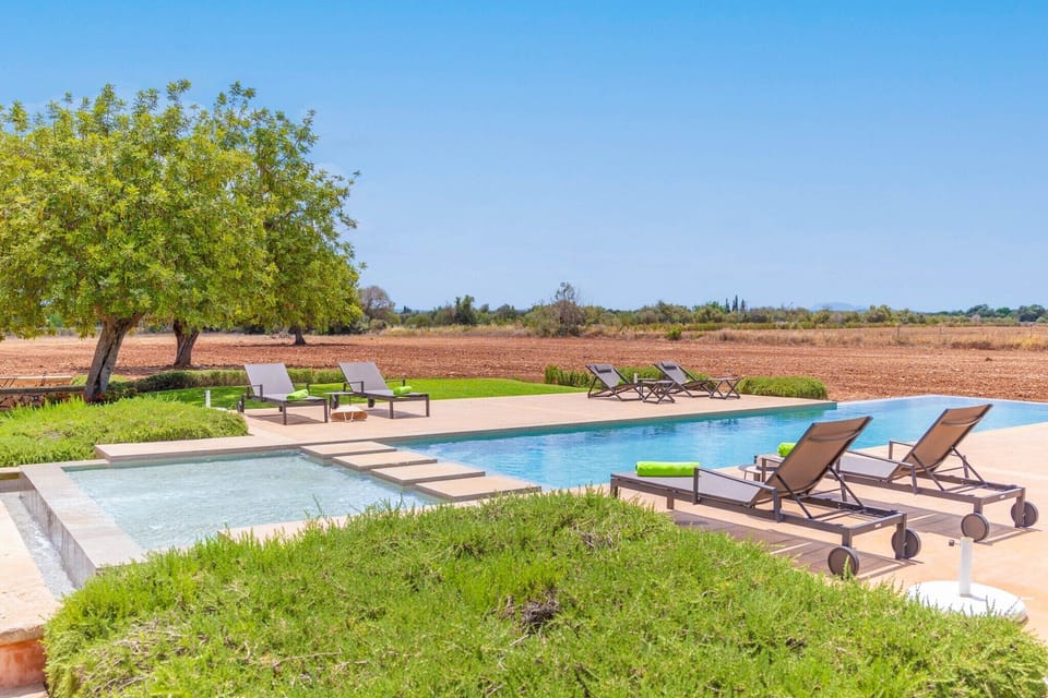 Holiday Home Swimming Pool