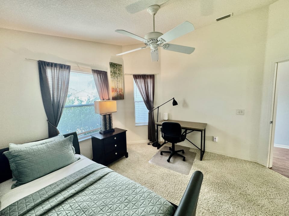 Twin Day Bed with Desk