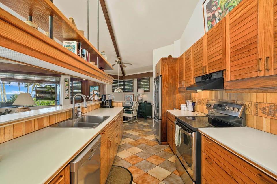 Ample counterspace for preparing family dinners