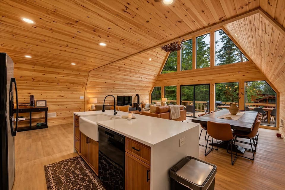 Open Kitchen with Island Seating
