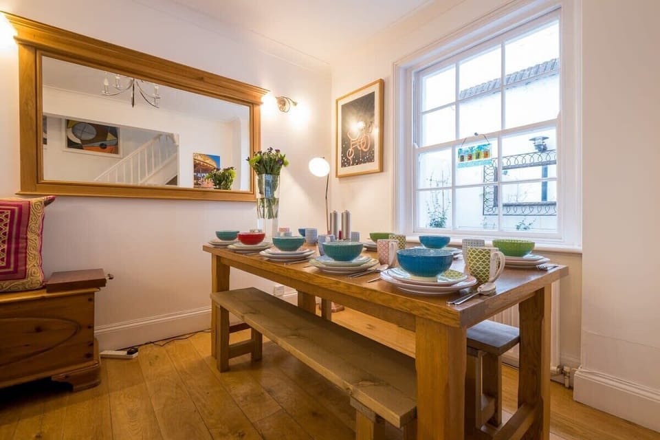 Over Arches, Brighton and Hove - Host & Stay