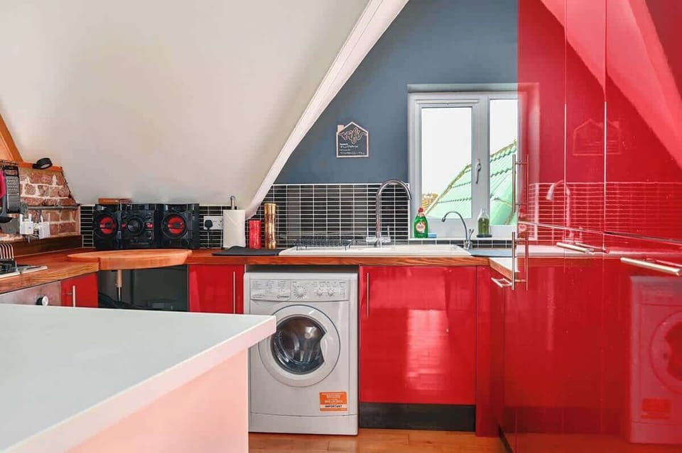 The Cliff Greenhouse, Brighton and Hove - Host & Stay